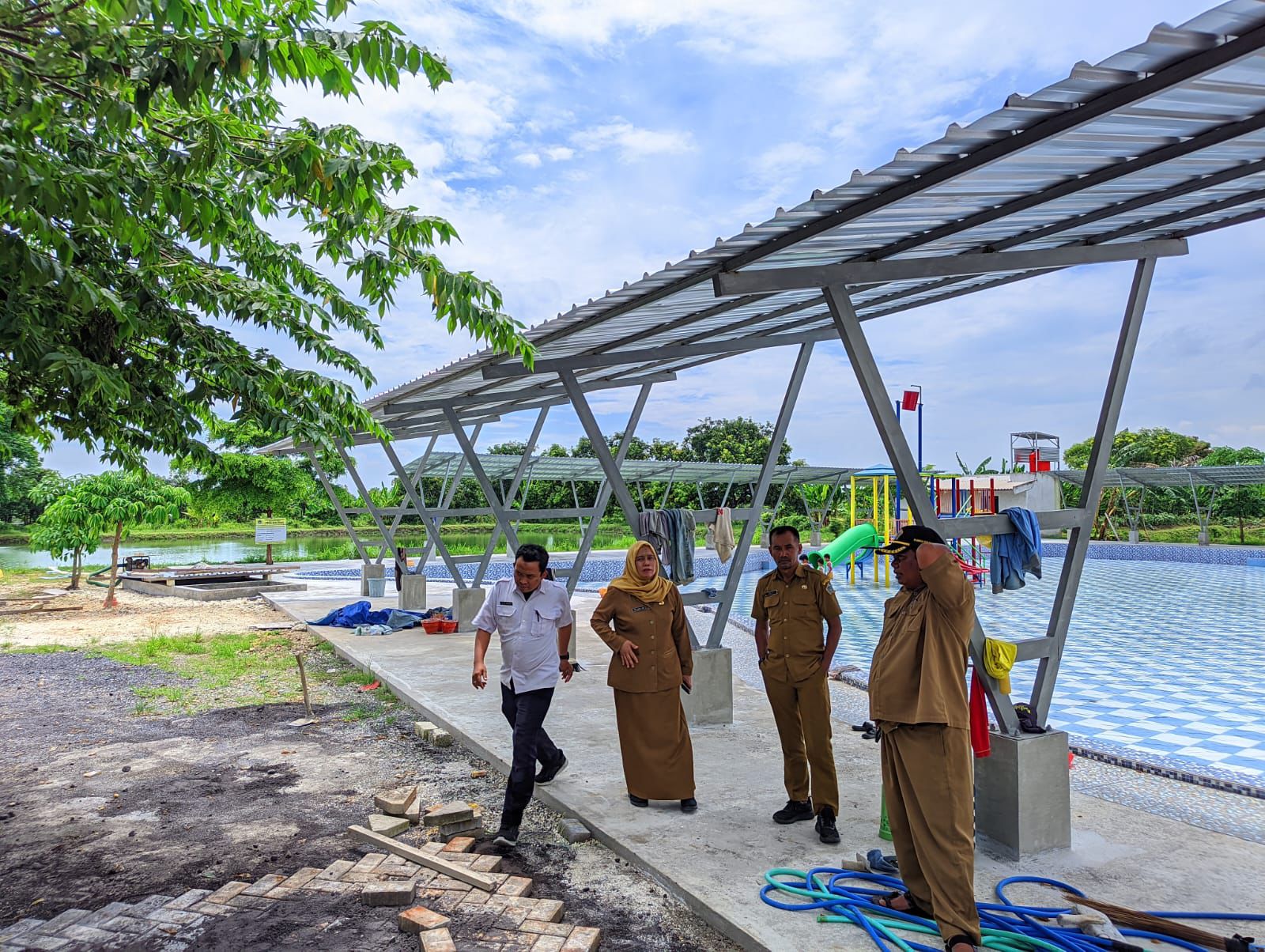 pendampingan-monev-bkk-desa-oleh-dinas-pariwisata-ekonomi-kreatif-kebudayaan-pemuda-dan-olahraga-di-endel-park-desa-golokan